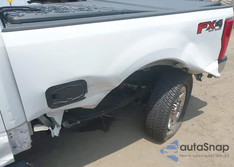 2017 Ford F-250 Lariat z USA, uszkodzony, nr VIN 1FT7X2B66HED47919